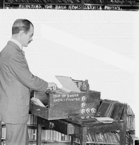 Printing the Bain News Service Photos, Bain News Service (Library of Congress Collection, Public Domain) https://bit.ly/2w6l01y
